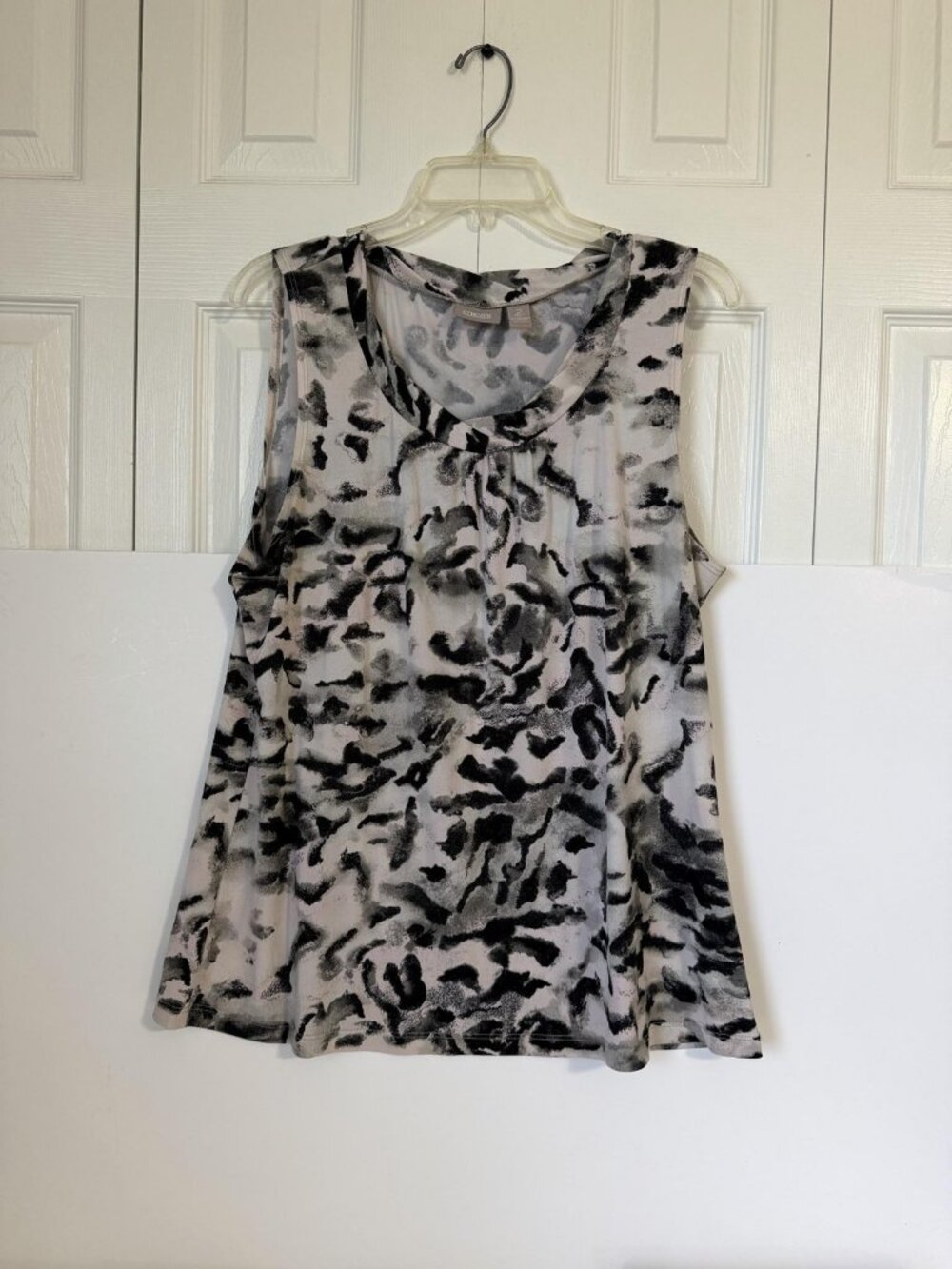 Chico's Women's Gray Animal Print Pleated Scoop Neck Tank Top, Size 2